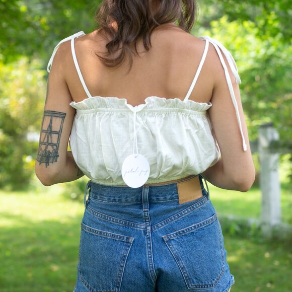 Petal & Pup • Crop Top • S • Pink - Picture 15 of 16